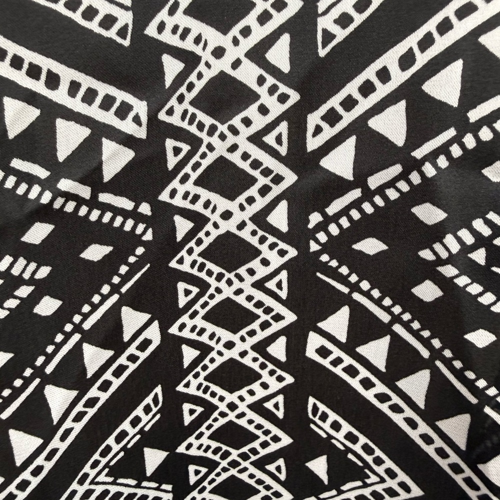 Michael Kors black  and white print kaftan tunic top size L/XL - Picture 4 of 7